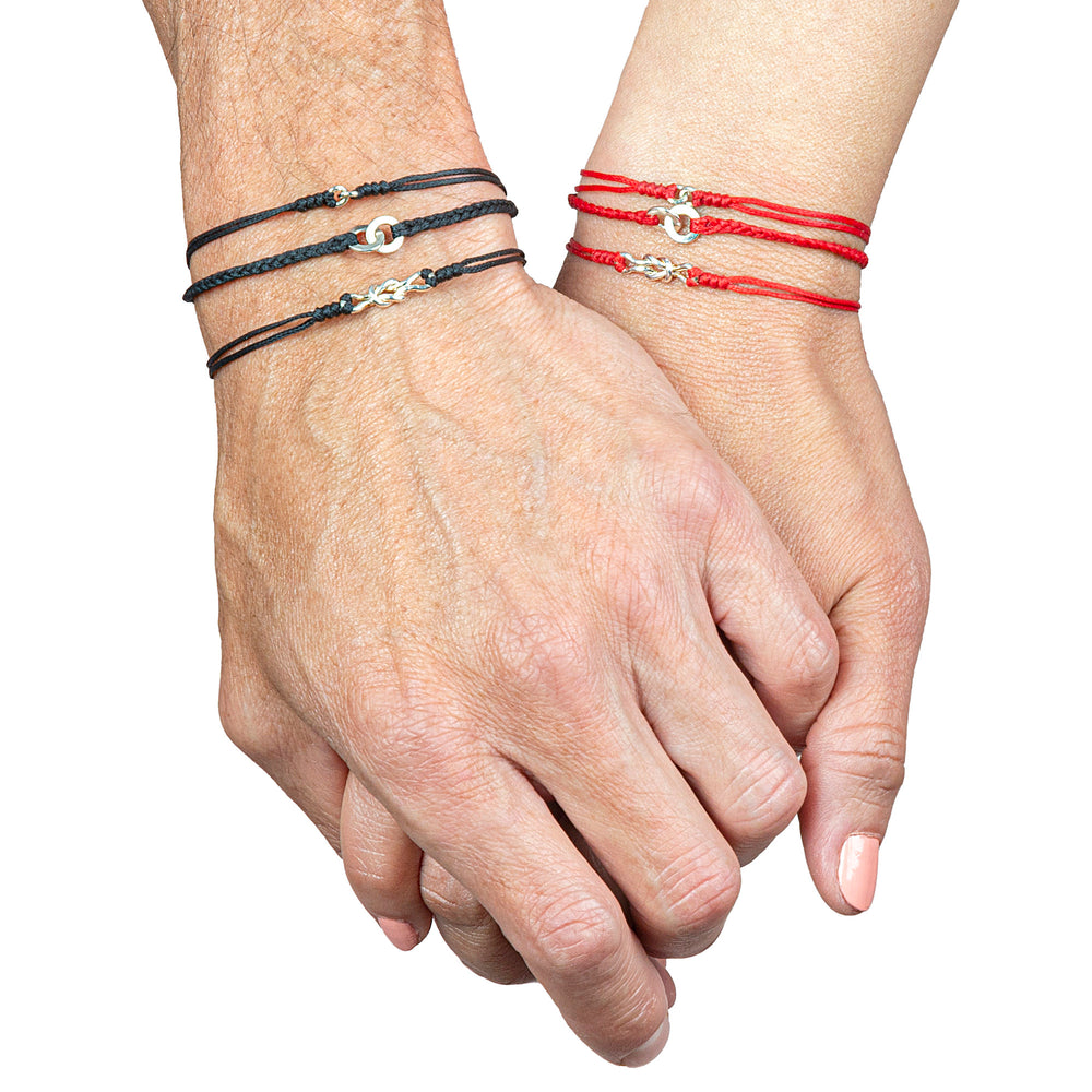 REd-Black Couples Bracelet Set - Linked Circle Bracelet | Makarla