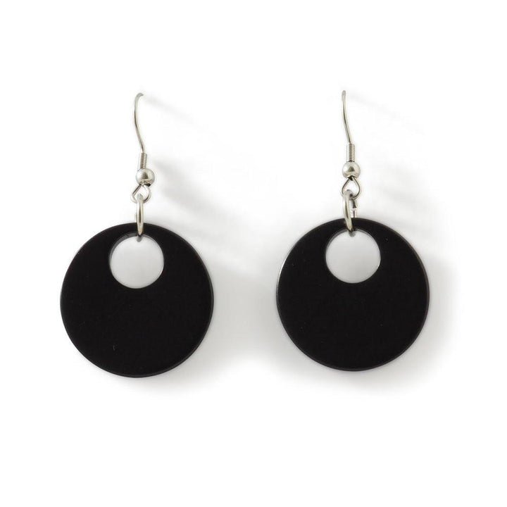 Lightweight Dangle Tagua Earrings Black | Makarla