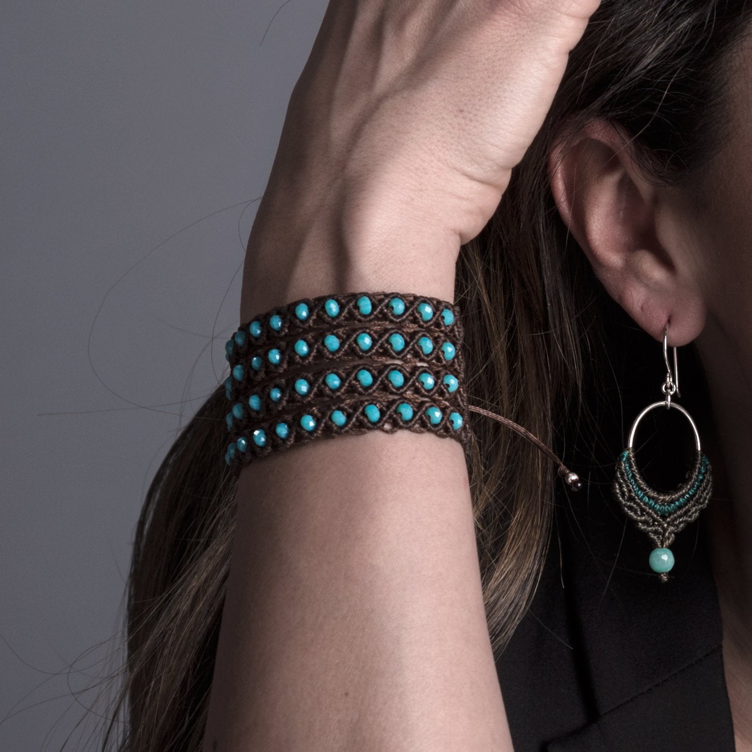 Macrame Cuff Bracelet-Colombian jewelry - Brown Turquoise Model