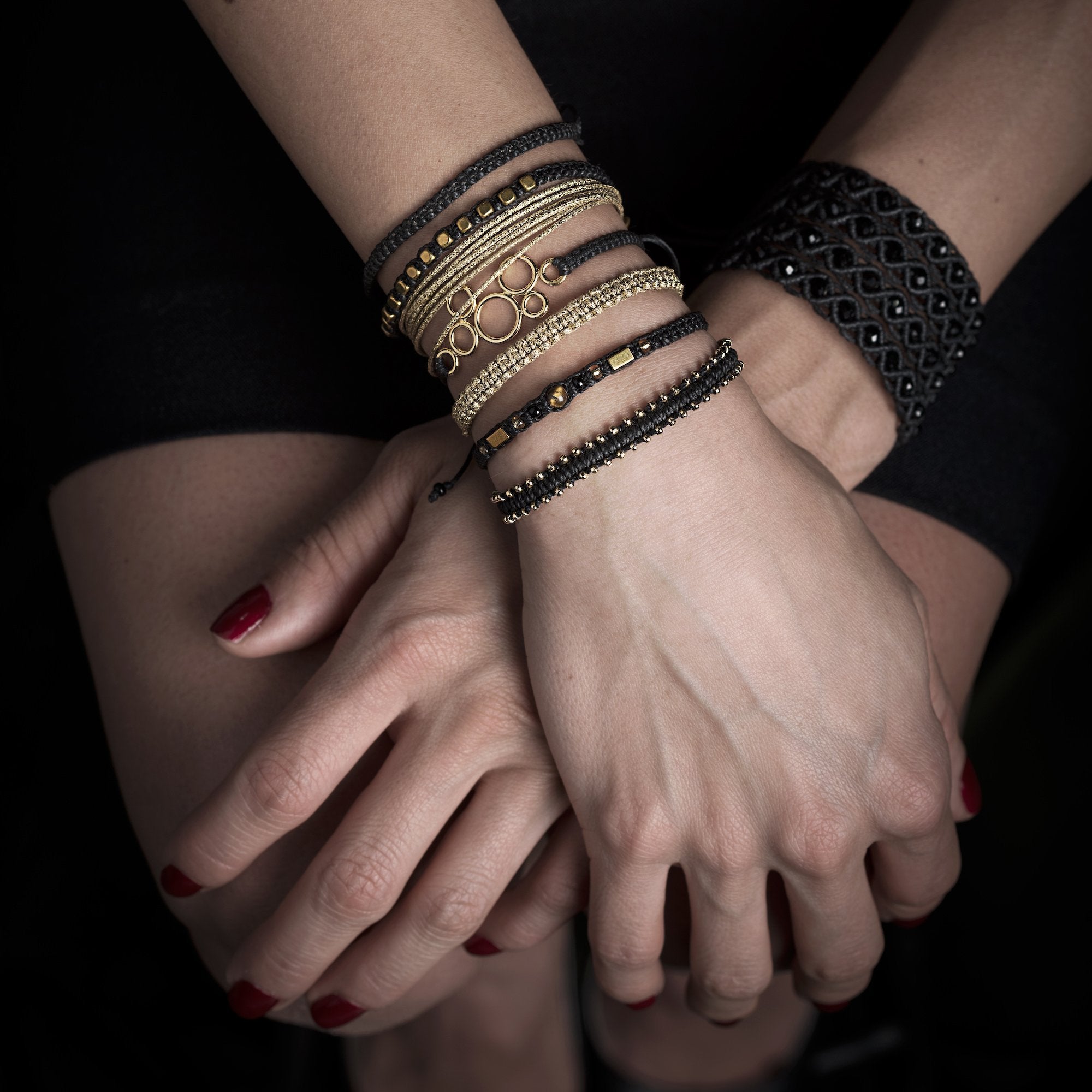 Shining Diva Fashion Black Metal Magical Heart Charm Bracelet for Girls  (rrrr6854b) : Amazon.in: Jewellery